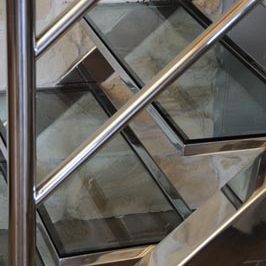 Stainless steel and glass staircase for villa | Fratelli Canalicchio