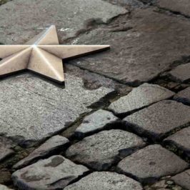 Star at Piazza Montecitorio (Roma) | Fratelli Canalicchio